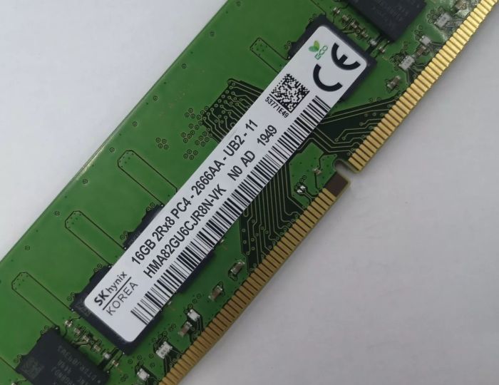 Оперативна пам'ять Hynix 16 ГБ DIMM DDR4 2666 МГц HMA82GU6CJR8N-VK